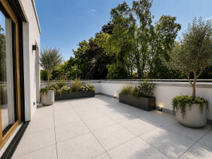 Terrase mit Pflanzen